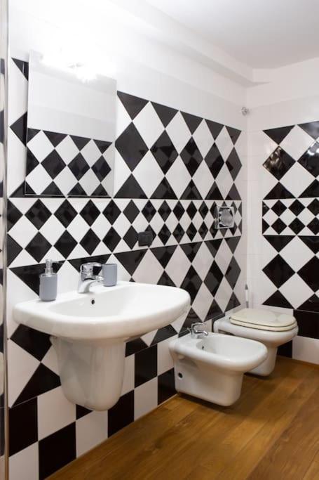 Comfortable Flat In Porta Romana Milano Exterior foto