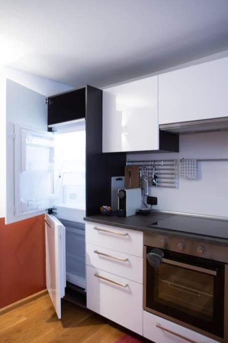 Comfortable Flat In Porta Romana Milano Exterior foto