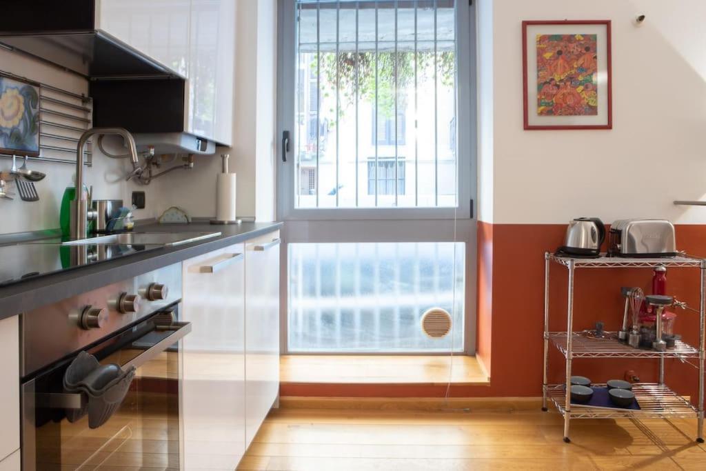 Comfortable Flat In Porta Romana Milano Exterior foto